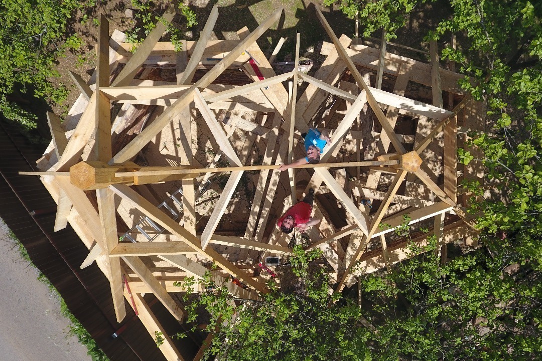 Кровельные работы - стропила, обрешетка, покрытие, дранка, гидроизоляция